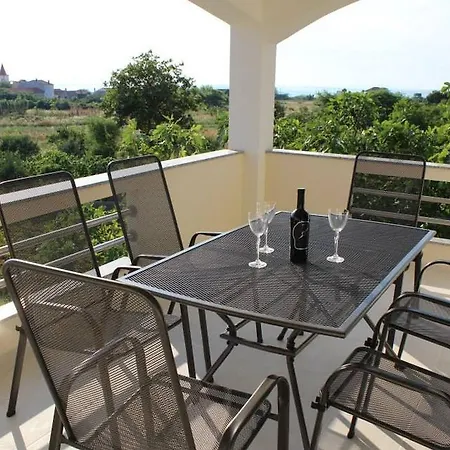 Mrdelja Apartmán